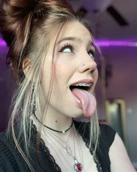 ahegao slut